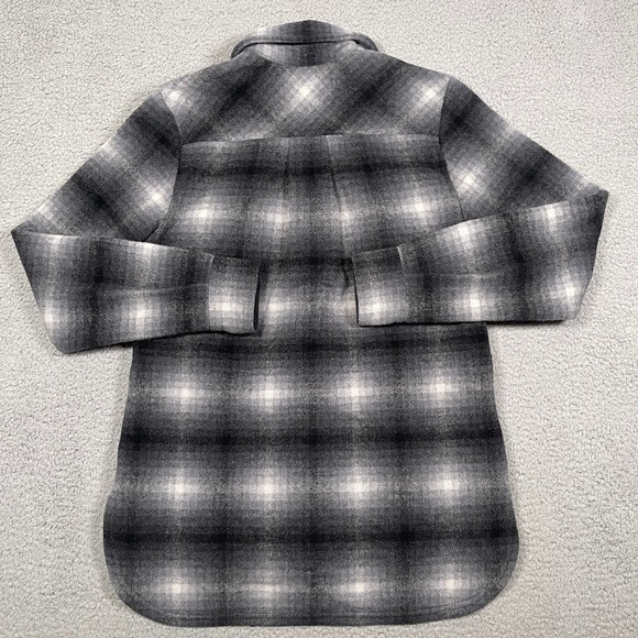 Smartwool Anchor Line Shirt Jacket Womens S Black Shadow Plaid Merino Pearl Snap - Picture 3 of 8